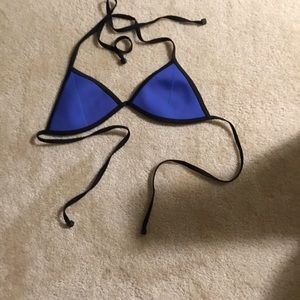 Triangl swimsuit top